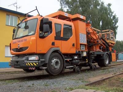 RENAULT MIDLUM TRAMLINER TRIO - TP - Véhicule Rail-Routes, insulated elevating platform